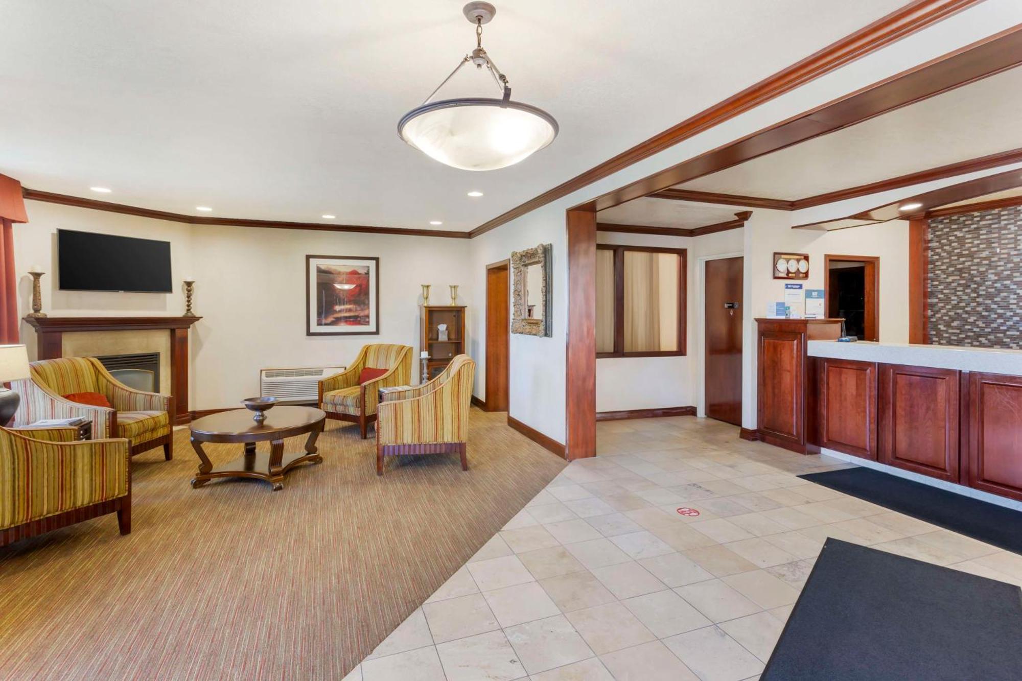 Best Western Plus Weston Inn Logan Dış mekan fotoğraf